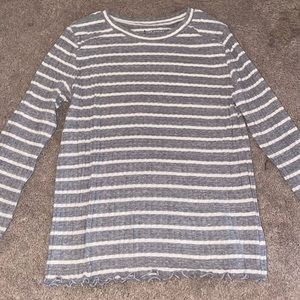 American Eagle shirt